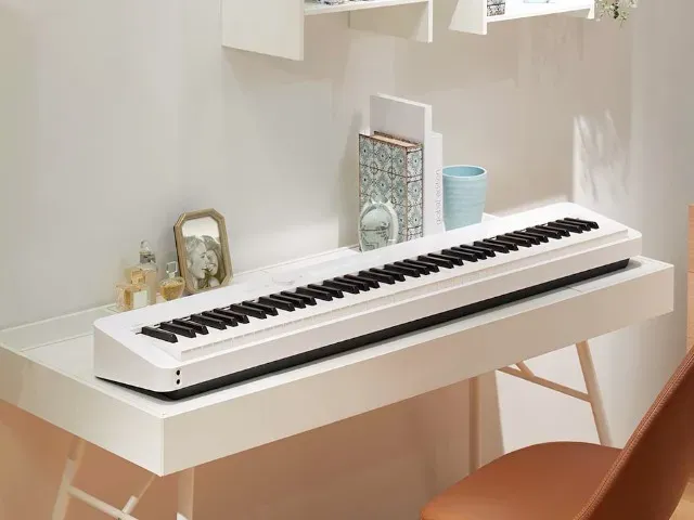 Korg B2 Digital Piano White